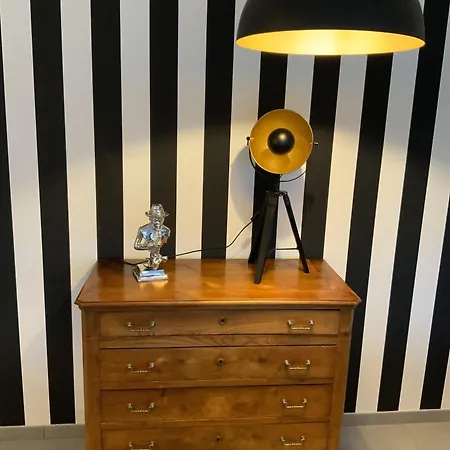 L Atelier Veulais *